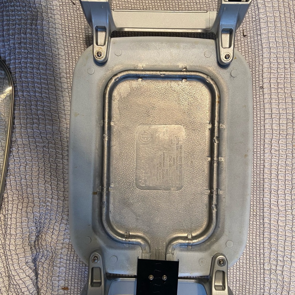 🪷Oster Electric Skillet with Lid - Picture 3 of 8